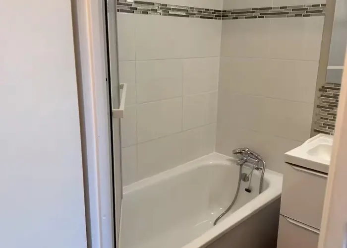 - 4 People - Presqu'il De Giens