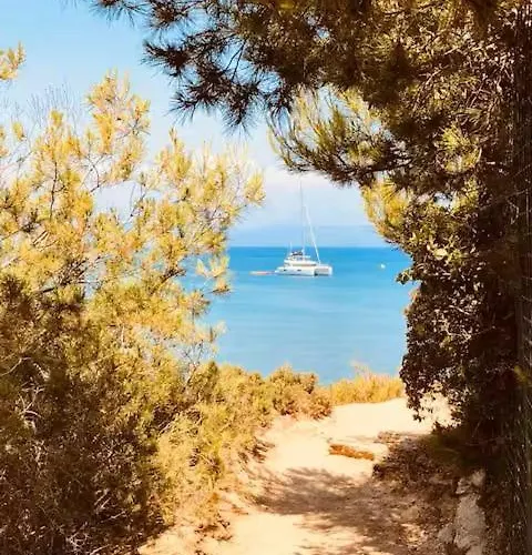 - 4 People - Presqu'il De Giens * Hyères